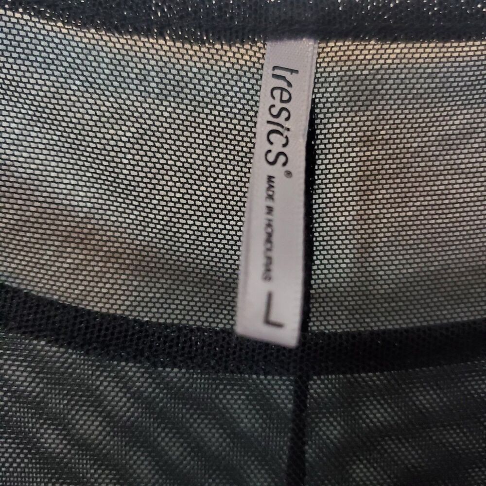 Tresics Black Top Sheer Shoulder And Sleeves Soli… - image 2